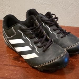 Adidas Boys Baseball Cleats, Size 2 1/2